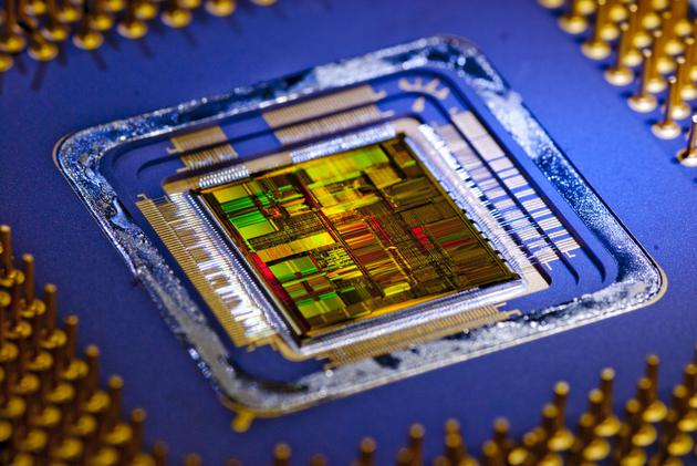 英特爾再曝光芯片三大漏洞，AMD：自家芯片不受影響