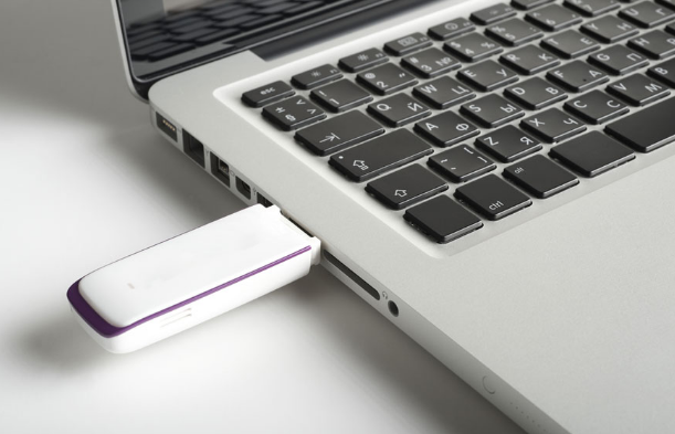 華為 matebook X Pro怎么U盤重裝win8系統